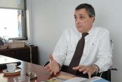 "Si un productor tiene un campo de mil hectáreas, cuya unidad principal es el bosque, pero tiene otros suelos asociados dentro en los que no puede plantar, eso reduce mucho la unidad de manejo". 